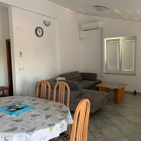 Apartmani Auer Pjescana Uvala Buitenkant foto