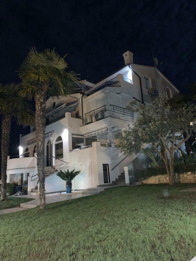 Apartmani Auer Pjescana Uvala Buitenkant foto